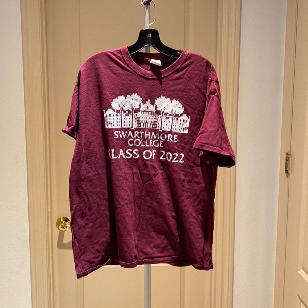 Swarthmore class of 2022 t shirt maroon XL